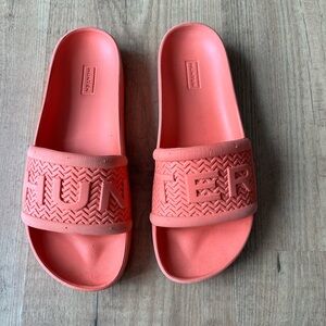 Hunter rubber slides